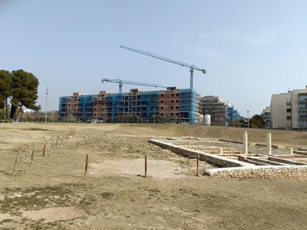 Imagen de una construcción en Calafell