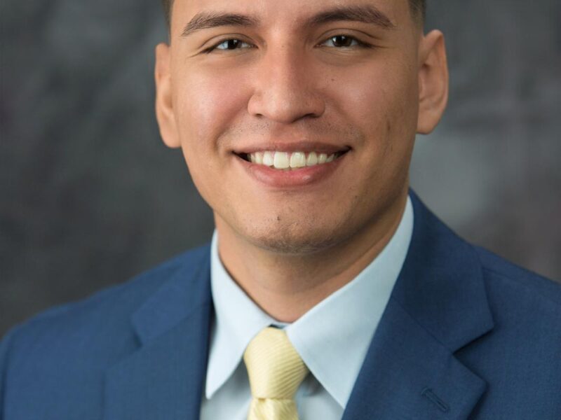 Piero Sotomayor: “Los graduados universitarios no son para Donald Trump”