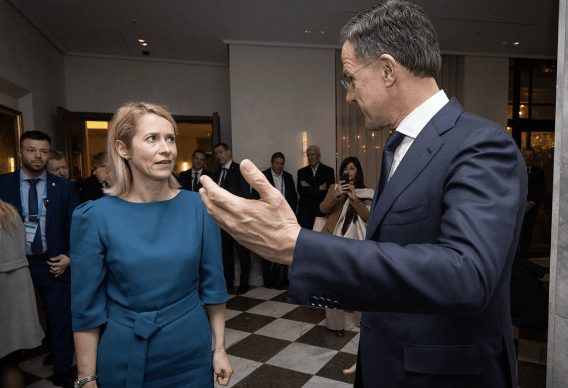Kaja Kallas (izquierda) y Mark Rutte en la Conferencia de Seguridad de Munich. Fuente: NATO press